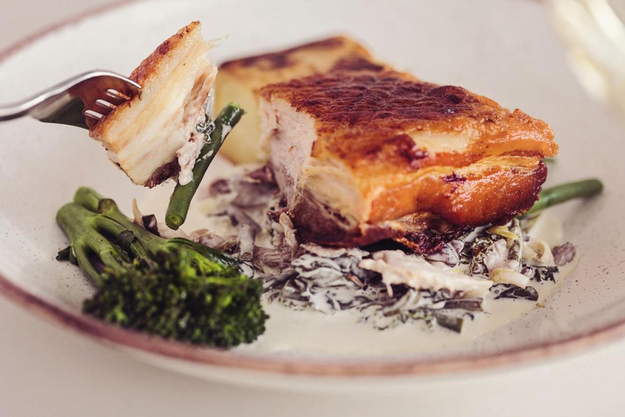 Longlands Inn&Cottages Carnforth Exteriör bild A potato tart
